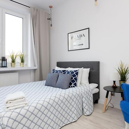ורשה Stara Ochota Vogue Apartment מראה חיצוני תמונה