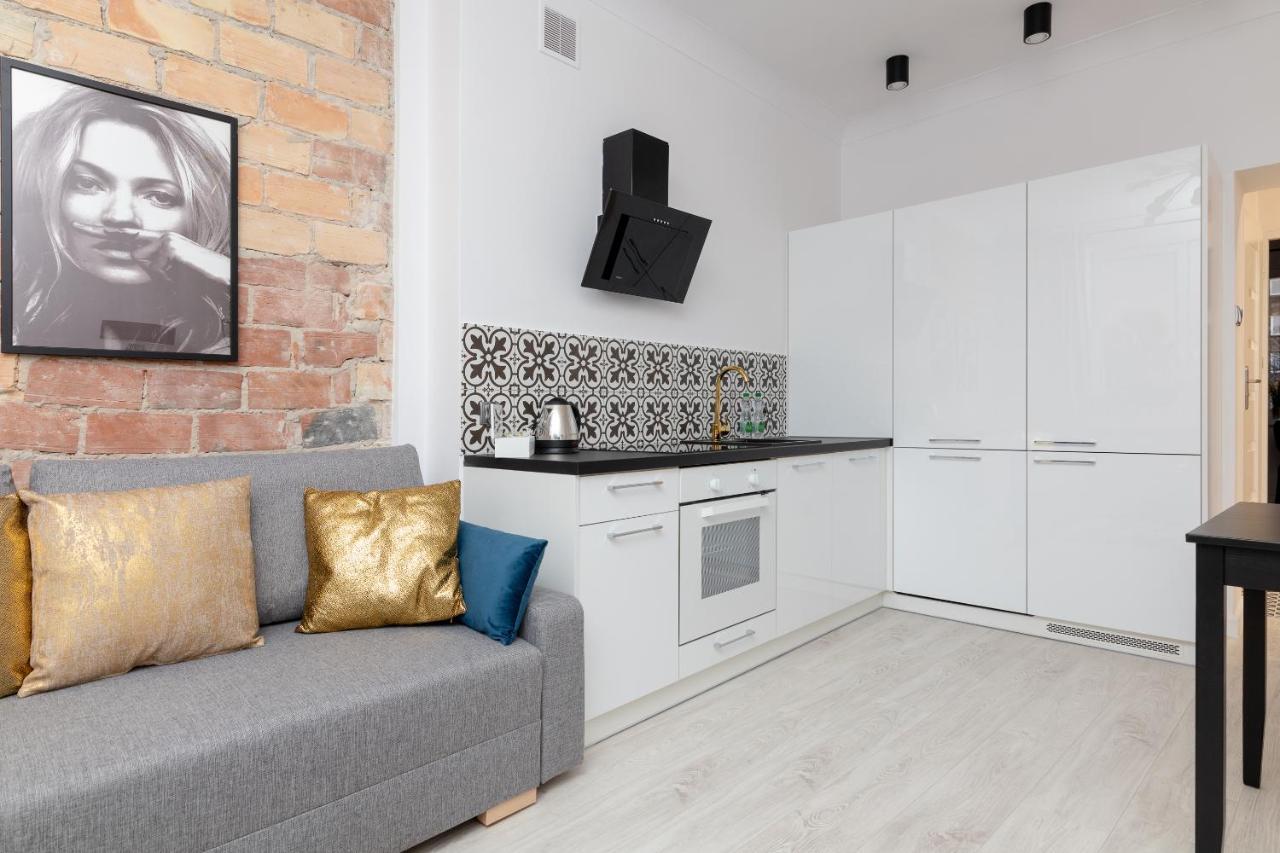 ורשה Stara Ochota Vogue Apartment מראה חיצוני תמונה