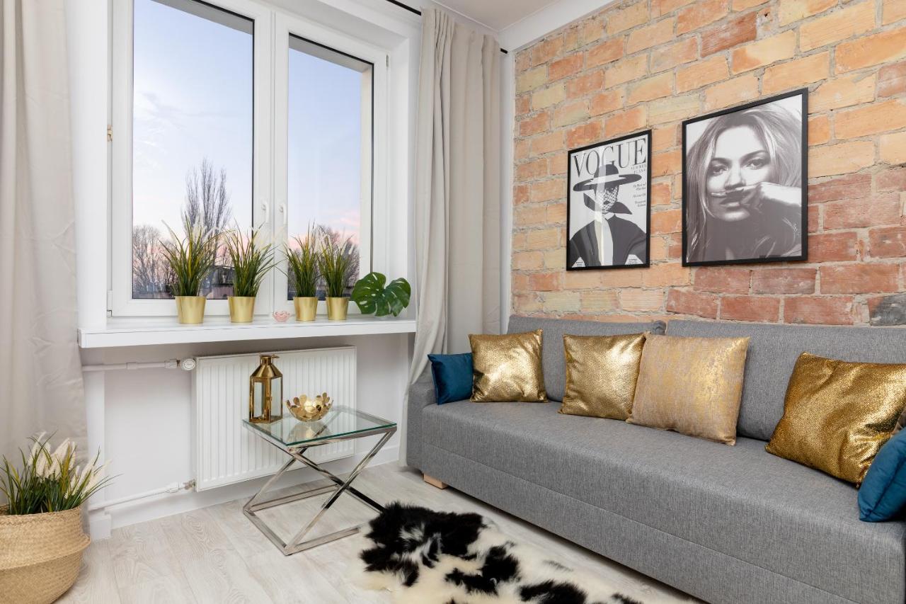 ורשה Stara Ochota Vogue Apartment מראה חיצוני תמונה