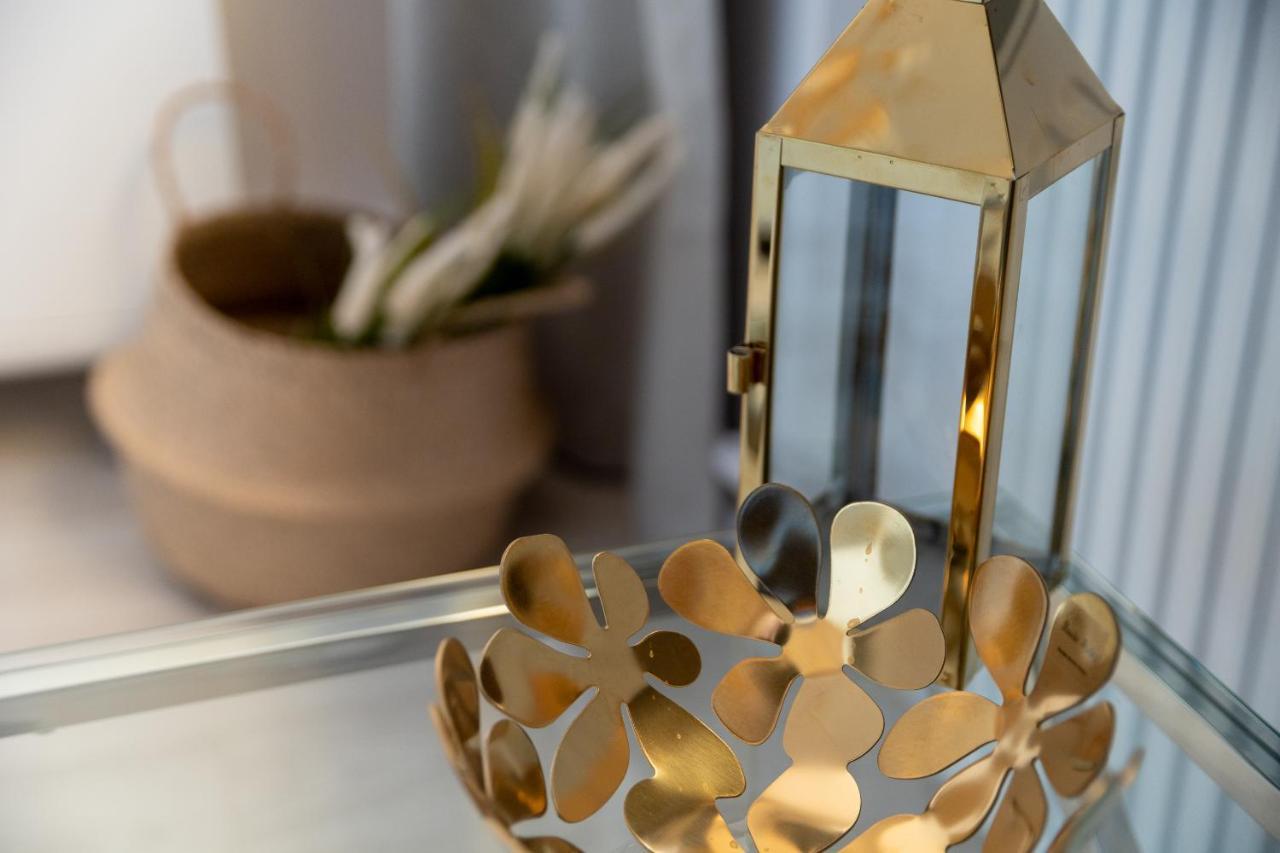ורשה Stara Ochota Vogue Apartment מראה חיצוני תמונה
