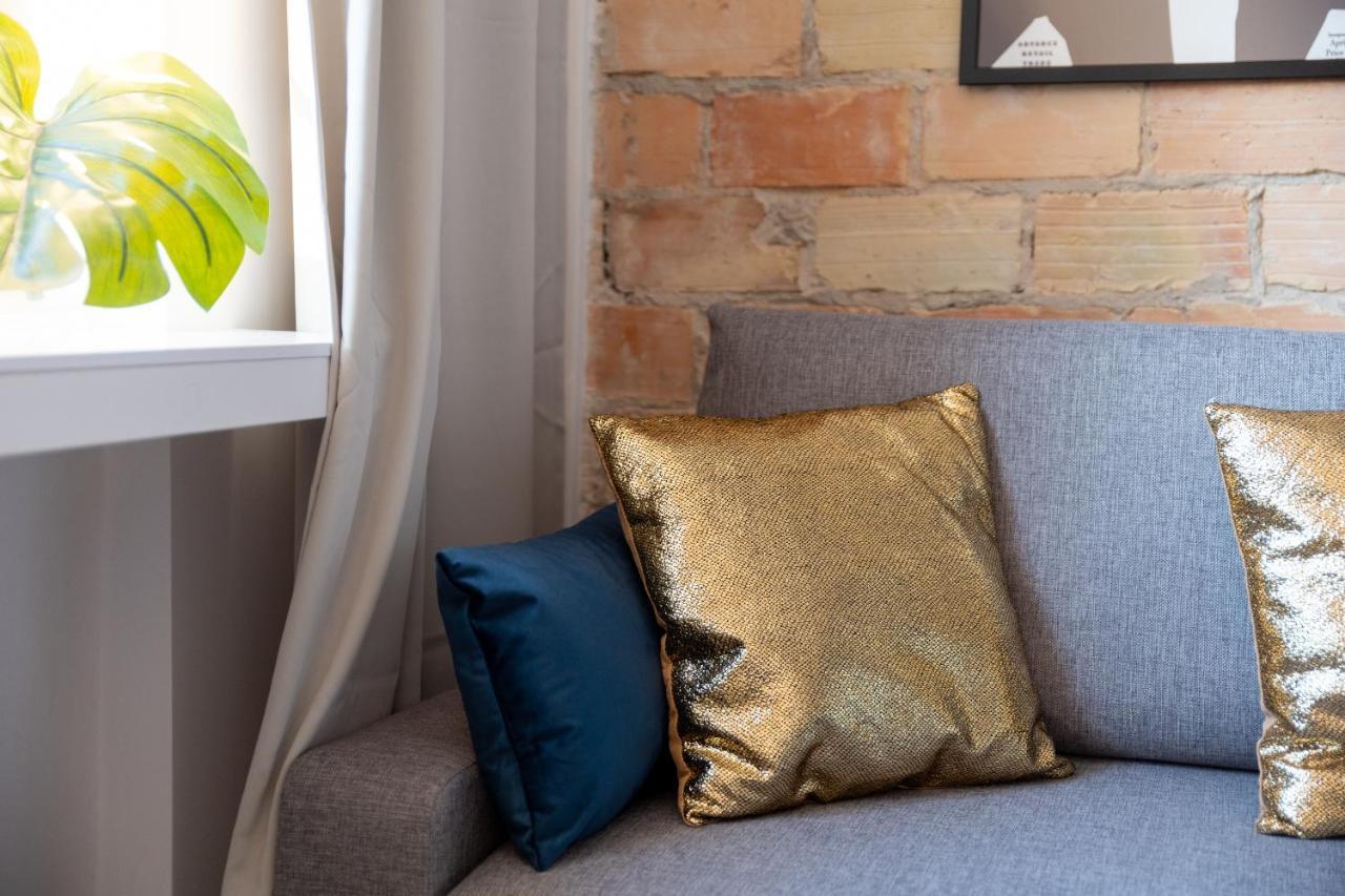 ורשה Stara Ochota Vogue Apartment מראה חיצוני תמונה